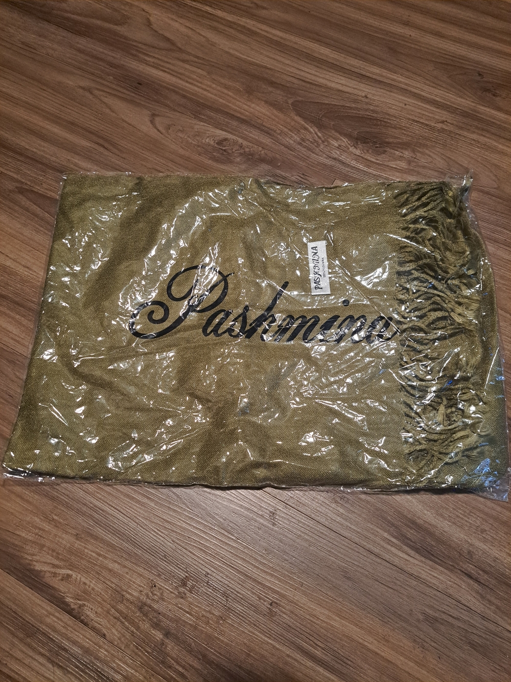 Pashmina Women’s Olive Green Pashmina Scarf